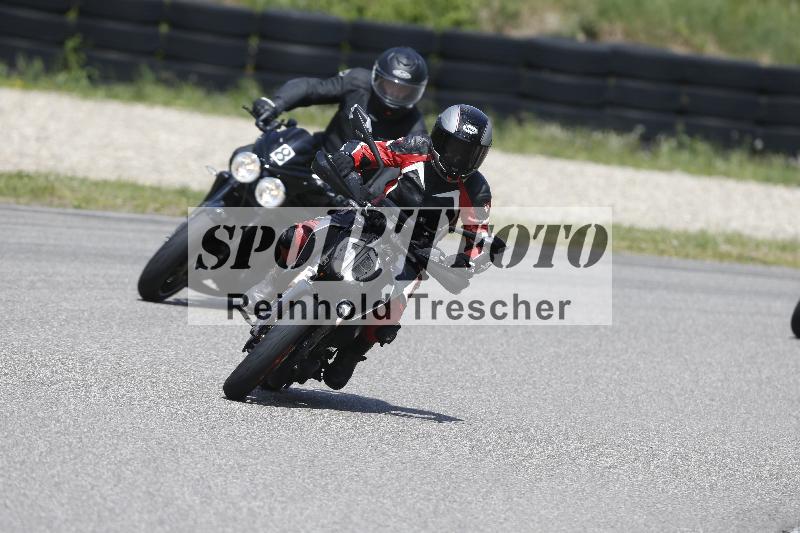 Archiv-2025/09 22.04.2025 Cornu Master School ADR/gruen-vert/36